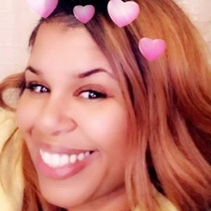 Meet your Posher, Yolanda